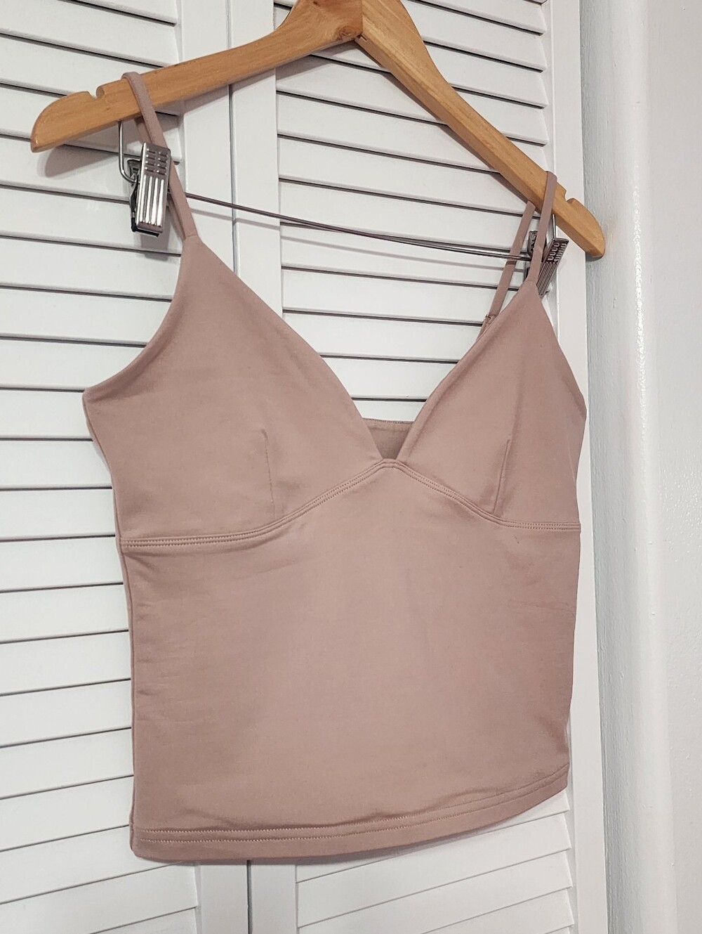 REORIA Butsmooth® Womens Sexy V-Neck, Blush/Tan Double Lined Cropped Tank Top